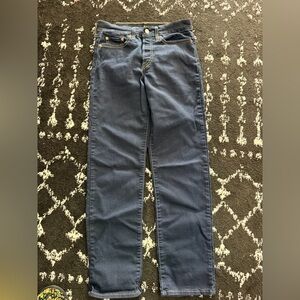 Levi's Wedgie Fit Dark Wash Jeans - Excellent Condition